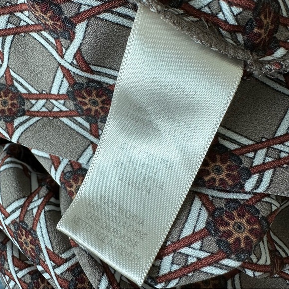 Max Studio Deep Cuff Long Sleeve Blouse - Picture 10 of 11